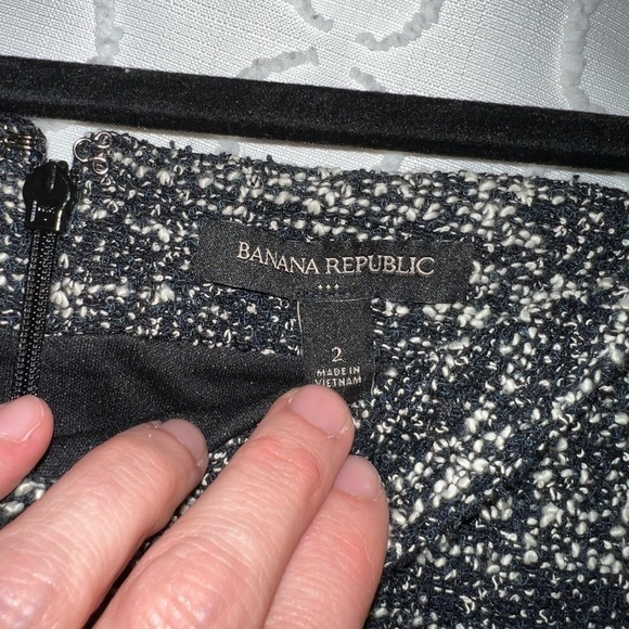 WOMEN'S Banana Republic pencil skirt size 2 - Picture 3 of 6